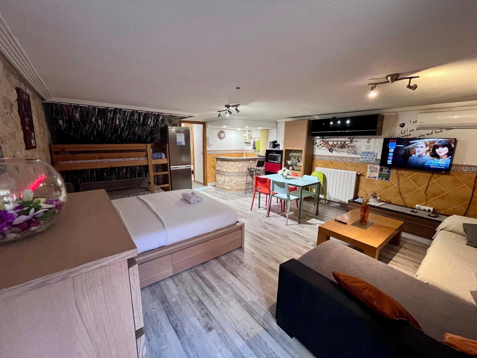 All In One Ground Floor With Terrace Next To Sea El Campello Bagian luar foto